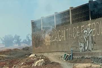 Un incendio calcina una chabola en el solar del 'campo' de fútbol de La Garita/TA.